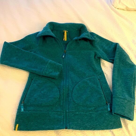 LOLE, zip up fleece jacket, small, quick dry, breathable, new condition - Picture 1 of 9